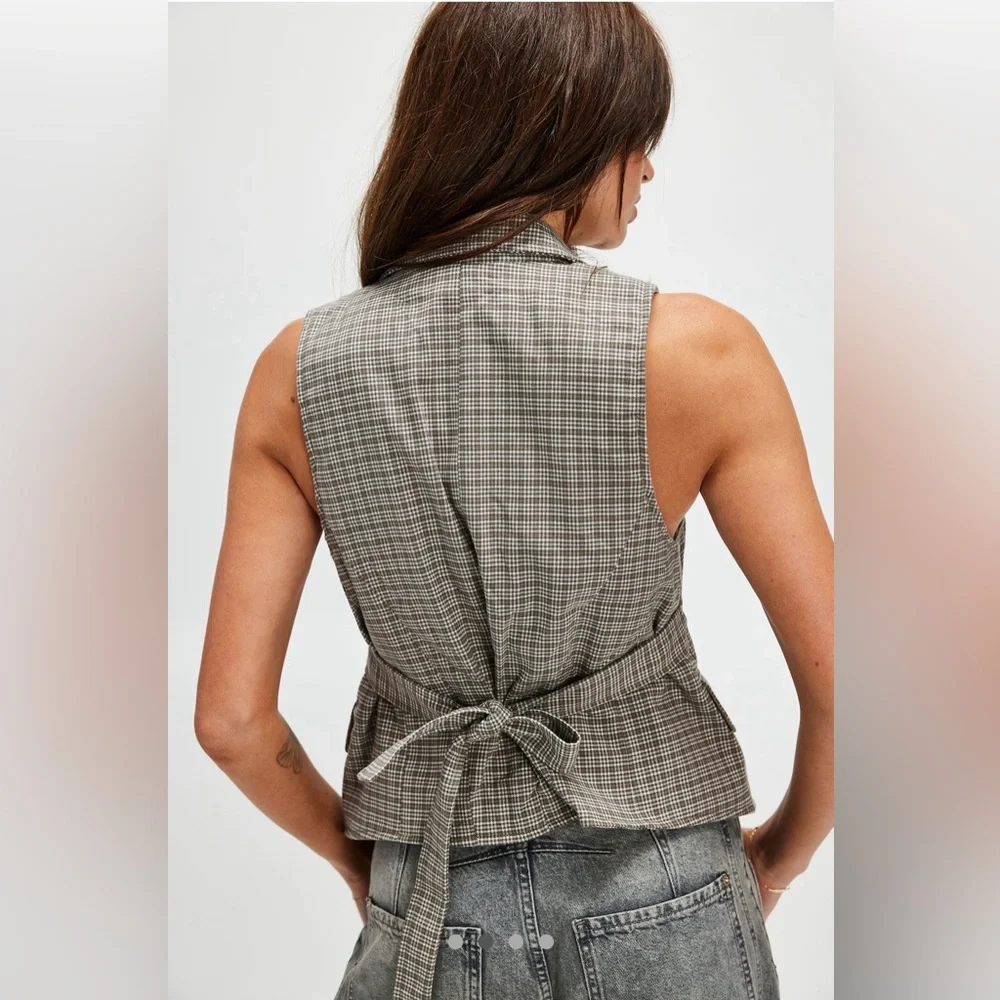 Free People Amber Belted Vest NWOT - Picture 2 of 5